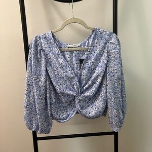 Abercrombie cropped blouse